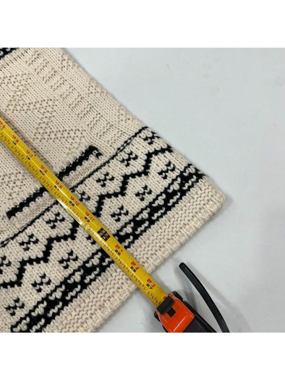 Altar’d State Naya Fair Isle Chunky Knit Toggle Button Cardigan Womens sz Medium - Picture 8 of 8